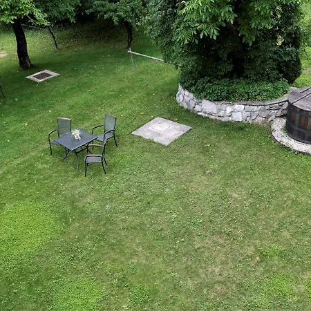 Apartment Idila Pod Nanosom *