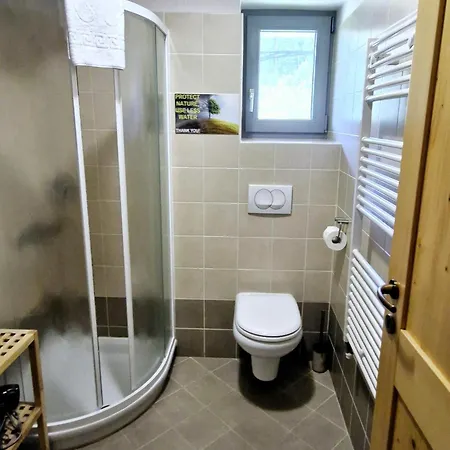 Idila Pod Nanosom Appartamento Senozece