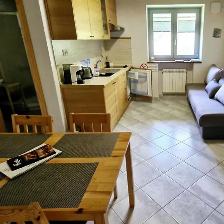 Idila Pod Nanosom