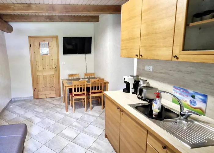 Idila Pod Nanosom Senožeče